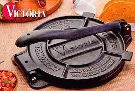 [815457020019] VICTORIA TORTILLERA Cast Iron 8'' /6 (NO RETURNS)